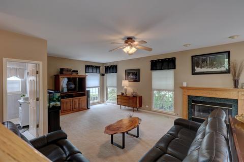 210 Remington Dr, Bartlett, IL 60103 photo 14