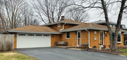 7527 Stickney Ave, Bridgeview, IL 60455