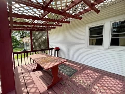 308 E Van Buren St, Ohio, IL 61349 photo 5