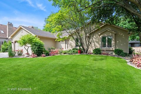 421 Stonemill Ln, Oswego, IL 60543