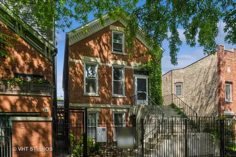 1938 N Bissell St, Chicago, IL 60614