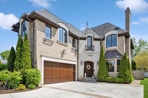 2409 Lake Ave, Wilmette, IL 60091