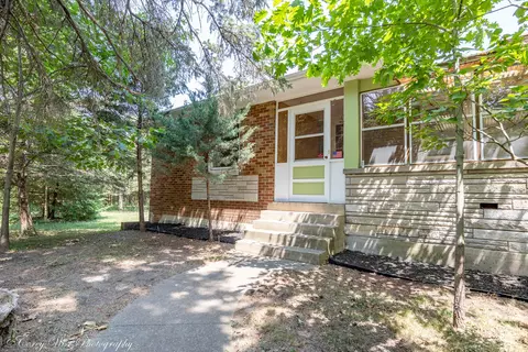 602 W Pleasant Ln, Lombard, IL 60148