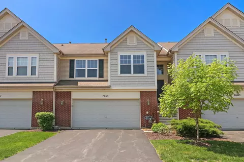 7063 Hidden Green Cir, Fox Lake, IL 60020