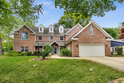 2807 Shannon Rd, Northbrook, IL 60062
