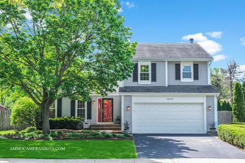 1 N095 Tamarack Dr, Winfield, IL 60190