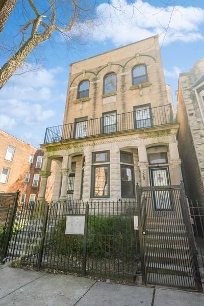 529 E 46th Pl #1, Chicago, IL 60653