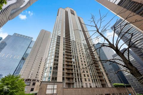222 N Columbus Dr #2605, Chicago, IL 60601