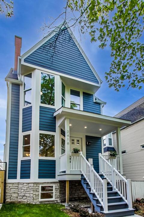 3416 N Marshfield Ave, Chicago, IL 60657