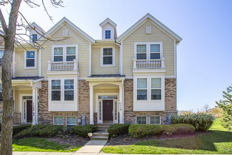 1110 Tuscany Dr, Streamwood, IL 60107