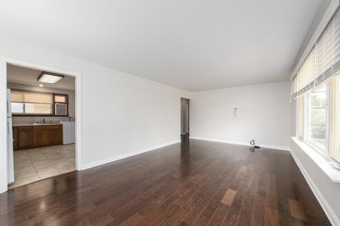 936 E Villa Dr, Des Plaines, IL 60016 photo 14