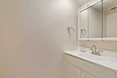 1771 Sessions Walk, Hoffman Estates, IL 60169 photo 9