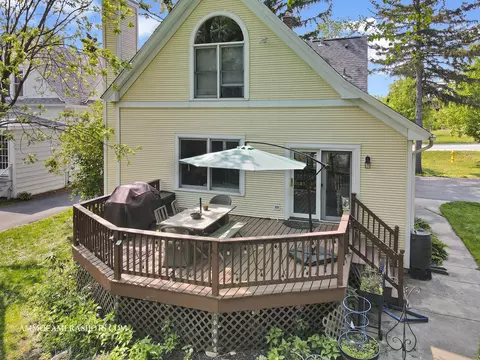 631 W Wesley St, Wheaton, IL 60187 photo 27