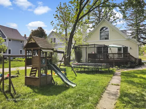 631 W Wesley St, Wheaton, IL 60187 photo 25