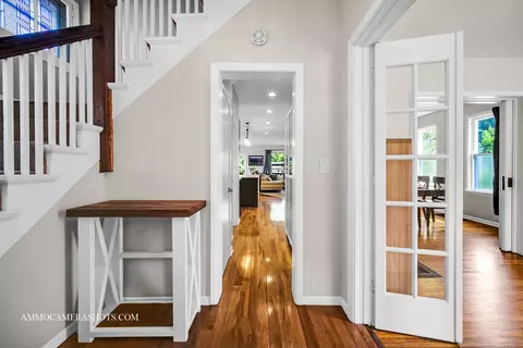 631 W Wesley St, Wheaton, IL 60187 photo 3