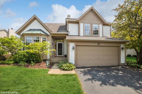 227 Shawnee Cir, Bartlett, IL 60103