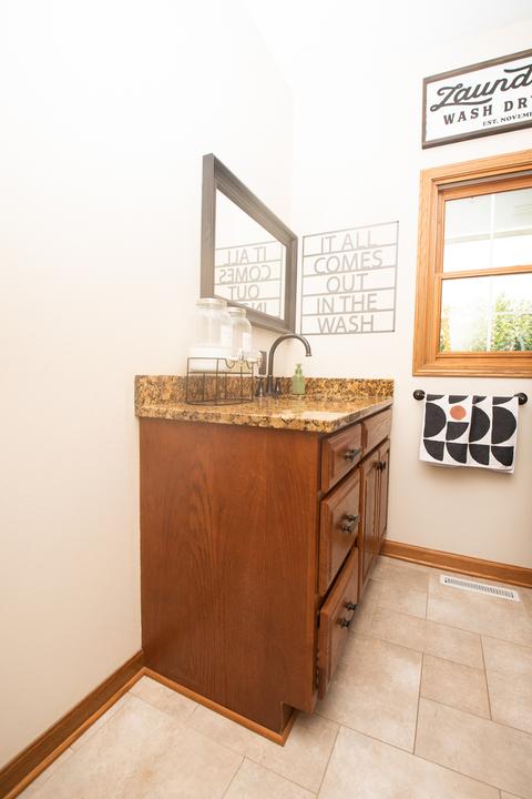 691 Pheasant Run, Dixon, IL 61021 photo 15