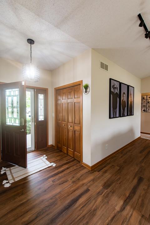 691 Pheasant Run, Dixon, IL 61021 photo 4