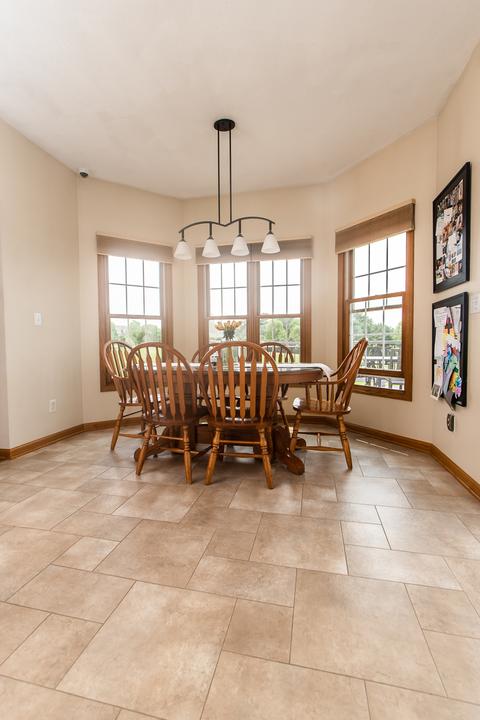 691 Pheasant Run, Dixon, IL 61021 photo 9