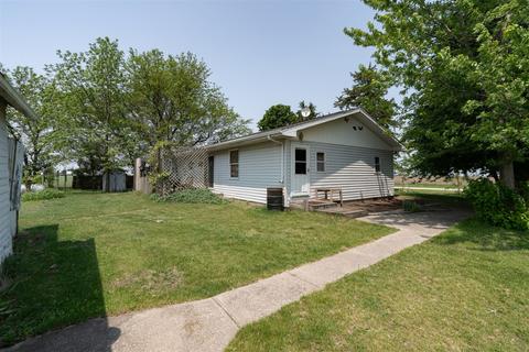 28986 N 3460 East Rd, Chenoa, IL 61726