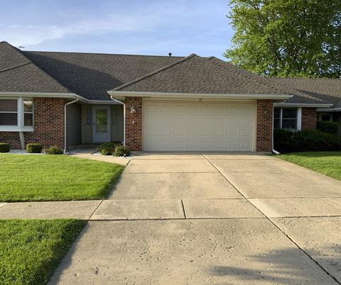 33 Fallcreek Cir #33, Montgomery, IL 60538