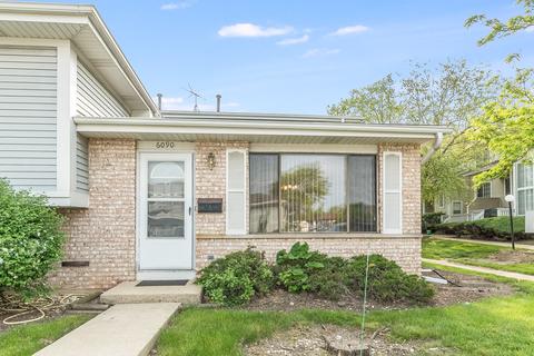 6090 Fremont Dr #A, Hanover Park, IL 60133