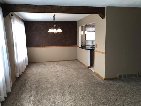 247 Lincoln Ln, Wheeling, IL 60090 photo 3