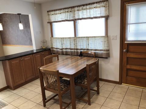 247 Lincoln Ln, Wheeling, IL 60090 photo 8