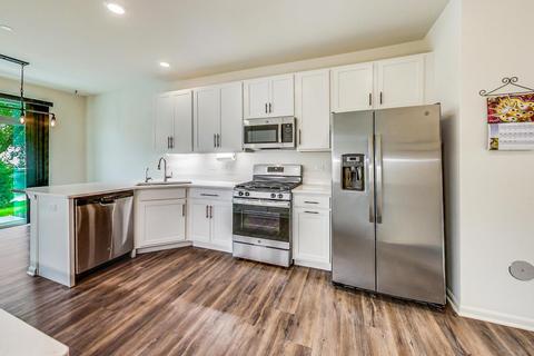 1663 Kraft Ave, Batavia, IL 60510 photo 13