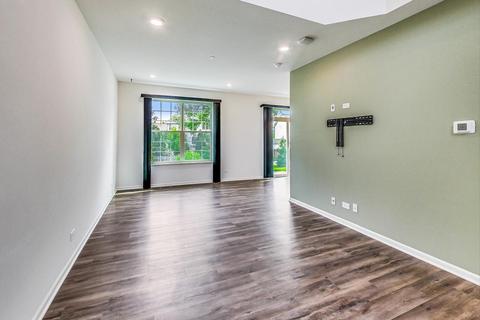 1663 Kraft Ave, Batavia, IL 60510 photo 6