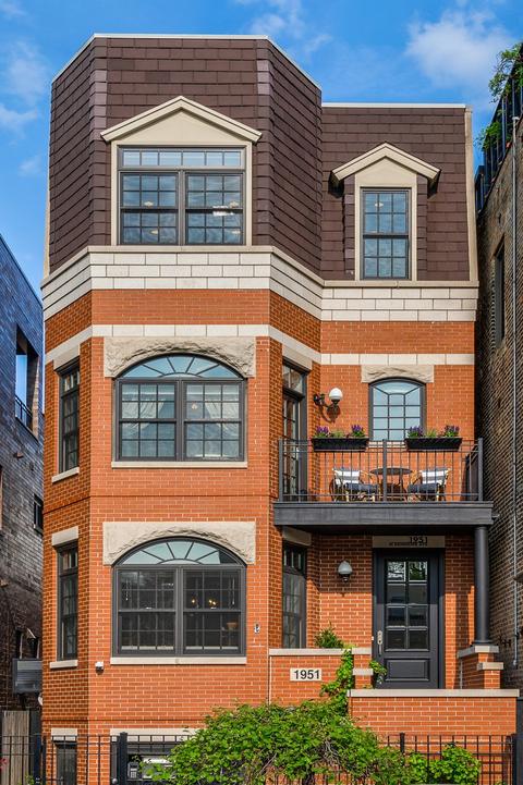 1951 N Kenmore Ave, Chicago, IL 60614