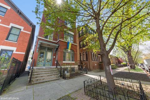 2121 W Schiller Ave #1, Chicago, IL 60622