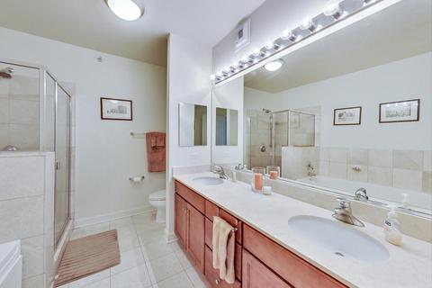 450 E Waterside Dr #2411, Chicago, IL 60601 photo 21