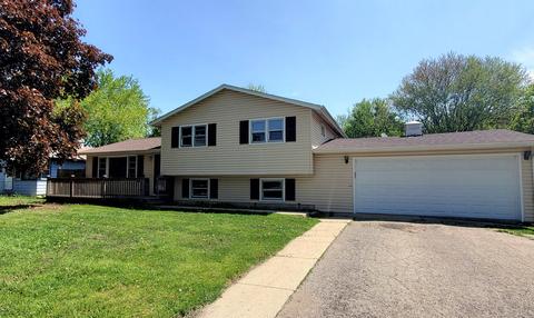 1329 Kenmore Ave, Round Lake Beach, IL 60073