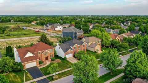 4116 Schillinger Dr, Naperville, IL 60564 photo 3