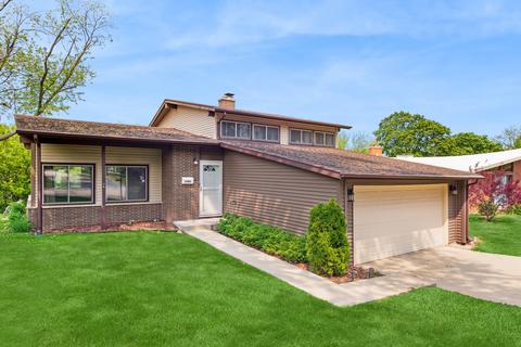 3408 Brookmeade Dr, Rolling Meadows, IL 60008