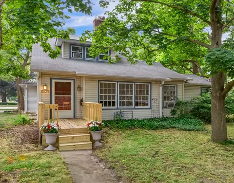 801 N 7th St, Dekalb, IL 60115