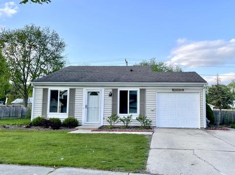 29 W780 Galbreath Dr, Warrenville, IL 60555