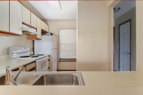 700 N Adelaide St #37, Normal, IL 61761 photo 6