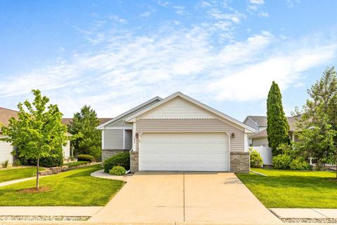 47 Astoria Way, Bloomington, IL 61704