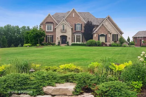 20062 W Old Meadow Trl, Long Grove, IL 60047