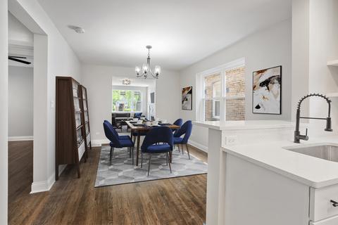 6748 S Champlain Ave, Chicago, IL 60637 photo 5