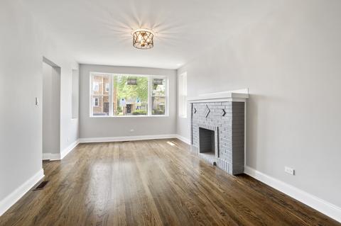 6748 S Champlain Ave, Chicago, IL 60637 photo 3