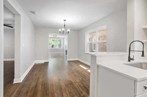 6748 S Champlain Ave, Chicago, IL 60637 photo 6