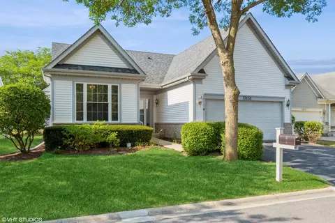 13658 S Redbud Ave, Plainfield, IL 60544