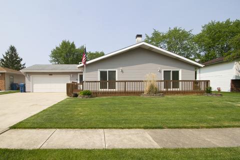1230 Mallard Dr, Bradley, IL 60915