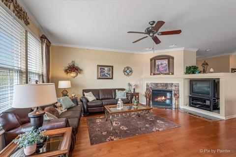 1884 Eton Dr, Hoffman Estates, IL 60192 photo 14