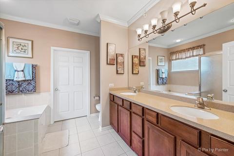 1884 Eton Dr, Hoffman Estates, IL 60192 photo 18