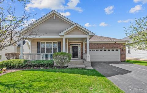 1884 Eton Dr, Hoffman Estates, IL 60192 photo 1