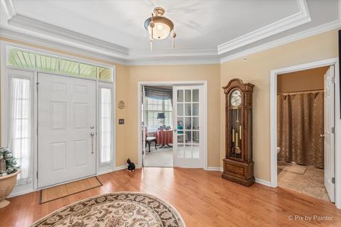 1884 Eton Dr, Hoffman Estates, IL 60192 photo 3
